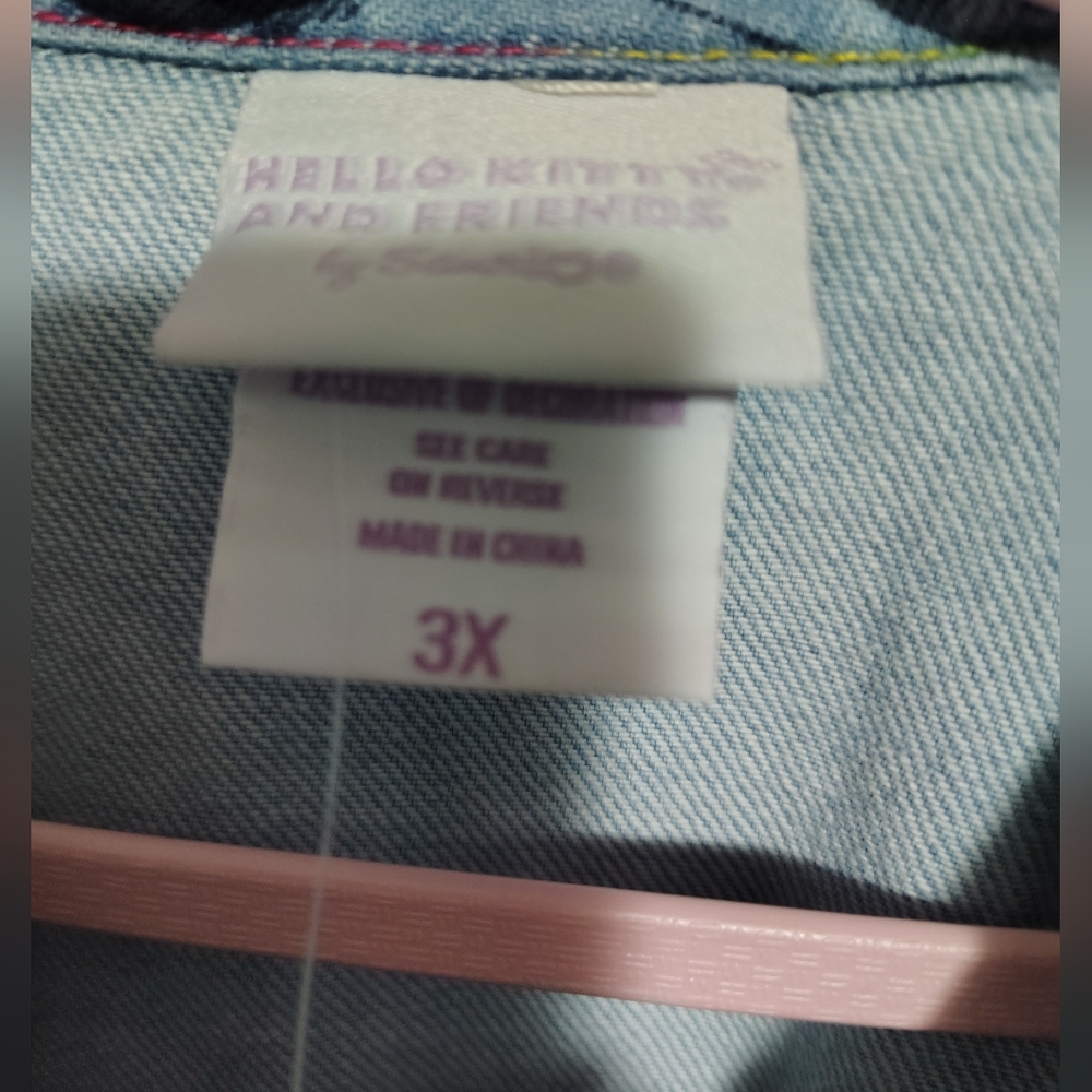 Hello Kitty & Friends Women's Plus Size Jean Jacket (Size 3X) - Picture 9 of 10